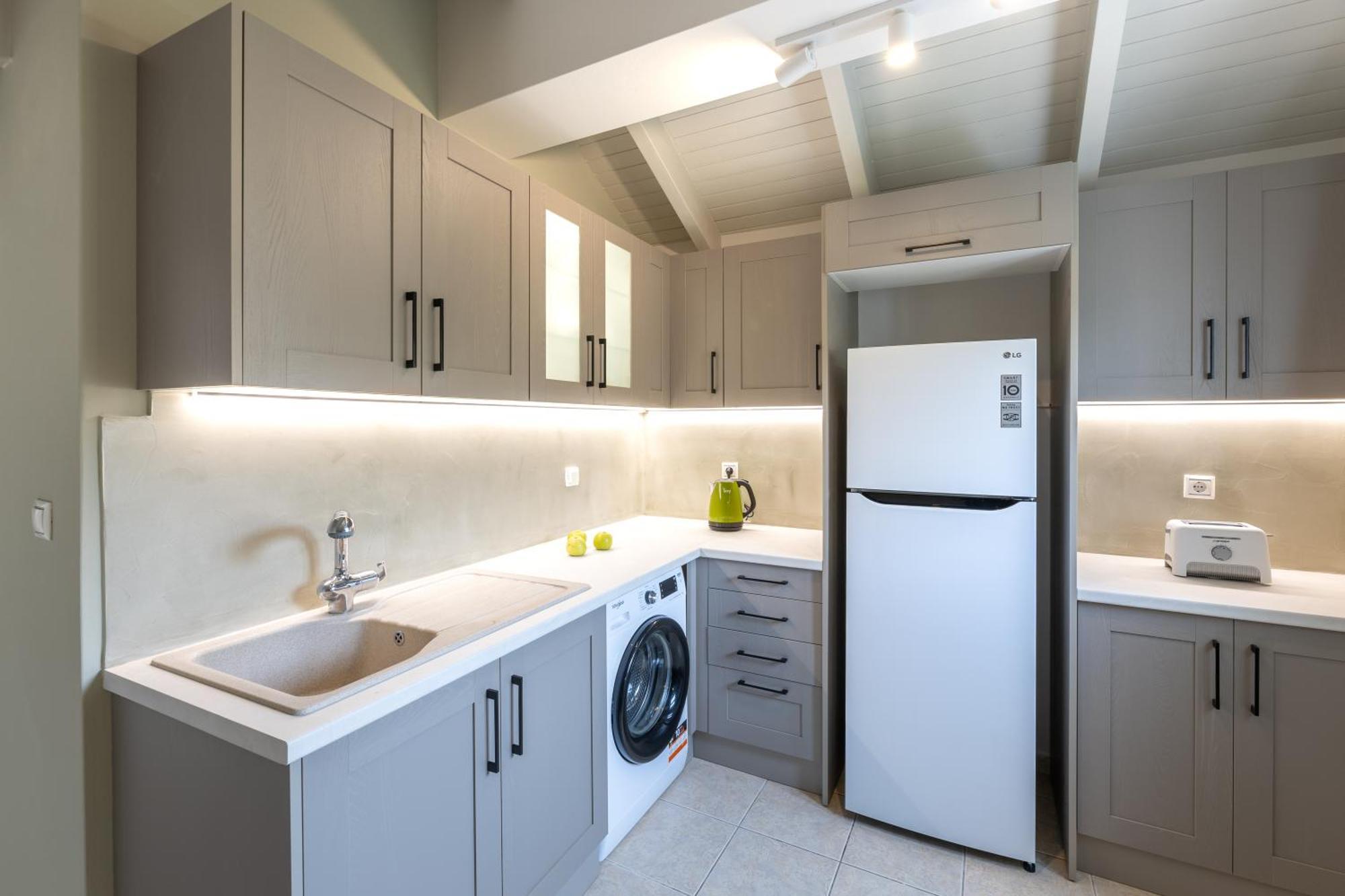 Domus City Apartment Argostoli  Bagian luar foto