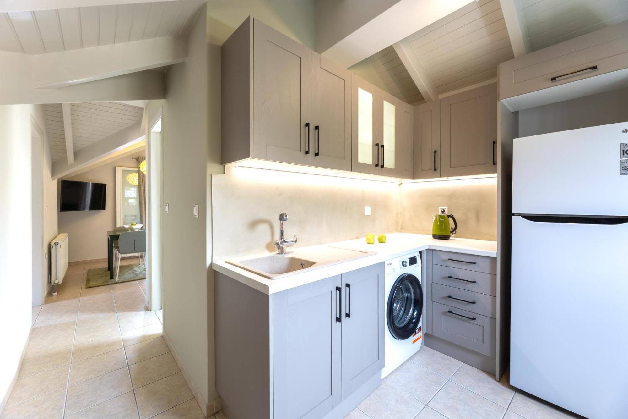 Domus City Apartment Argostoli  Bagian luar foto