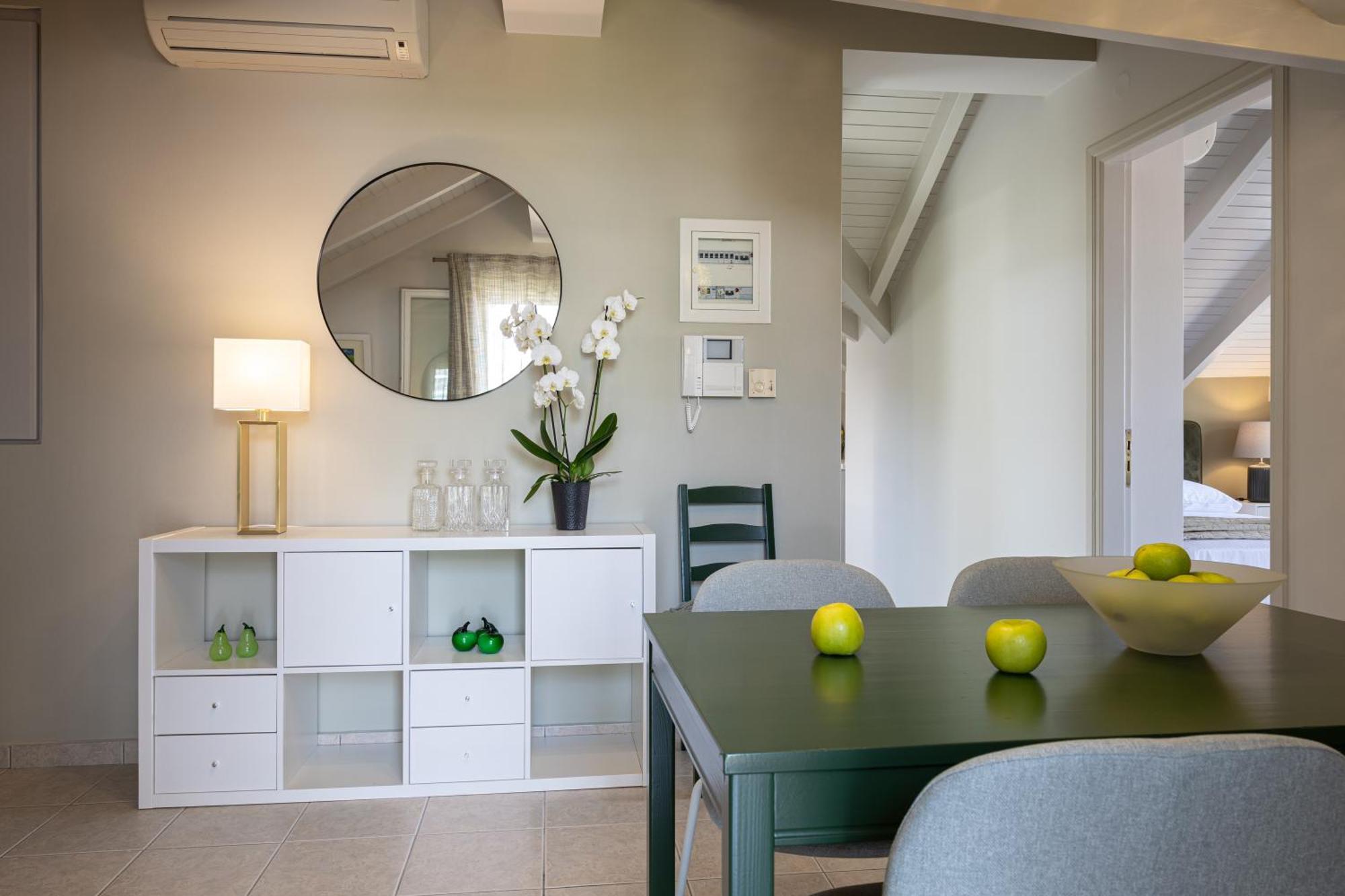 Domus City Apartment Argostoli  Bagian luar foto